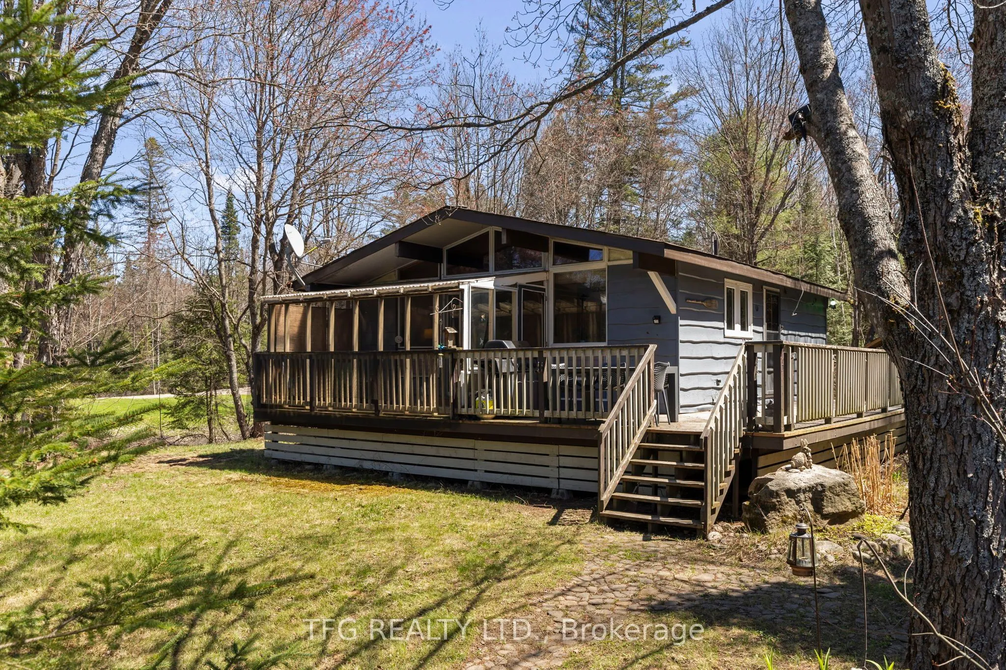 449 Balsam Chutes Road, Huntsville, ON P0B 1L0