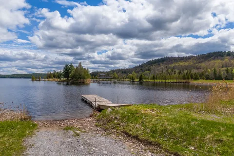 160 Viewmount Drive, Greater Madawaska, ON K0J 1H0