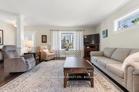 16 Regent Street, Kawartha Lakes, ON K9V 3T7