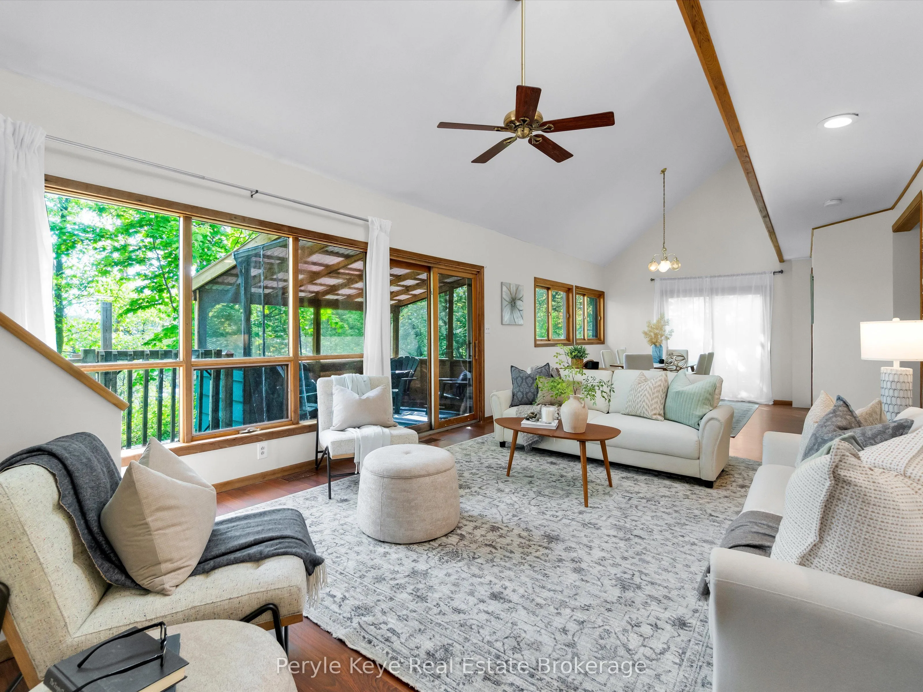 5 Bird Lane, Bracebridge, ON P1L 1J1