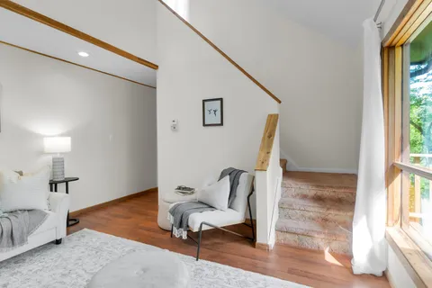 5 Bird Lane, Bracebridge, ON P1L 1J1