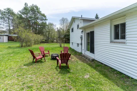 209 Ravensglen Drive, Huntsville, ON P1H 1L7