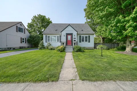 825 Maple Avenue, Woodstock, ON N4S 2A5