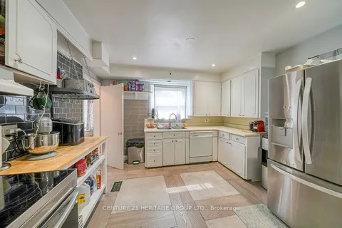 825 Maple Avenue, Woodstock, ON N4S 2A5