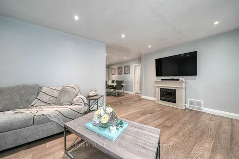 825 Maple Avenue, Woodstock, ON N4S 2A5