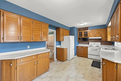17 Trelawne Drive, St. Catharines, ON L2M 2G6