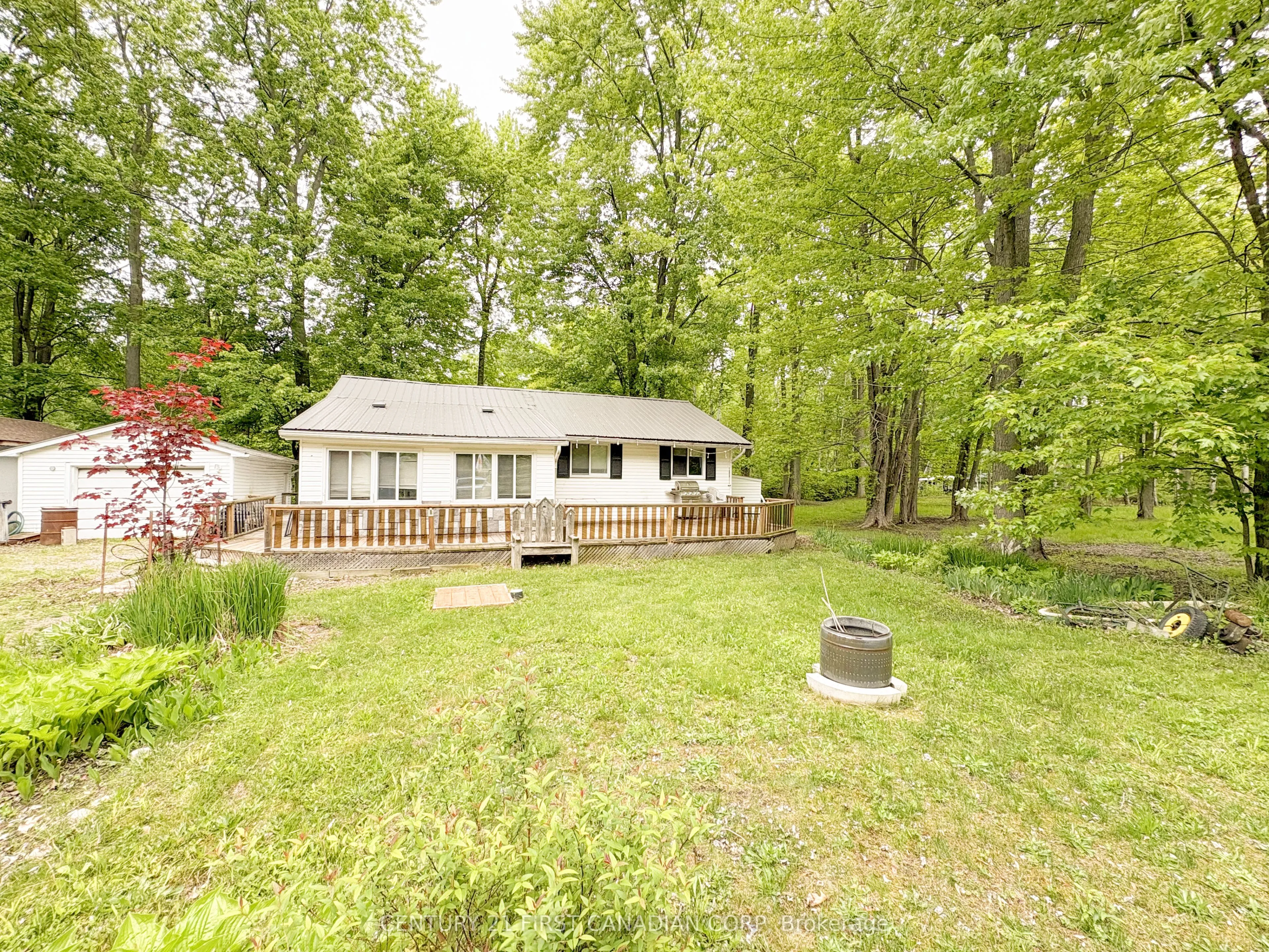 6096 BIRCH Lane, Lambton Shores, ON N0N 1J2