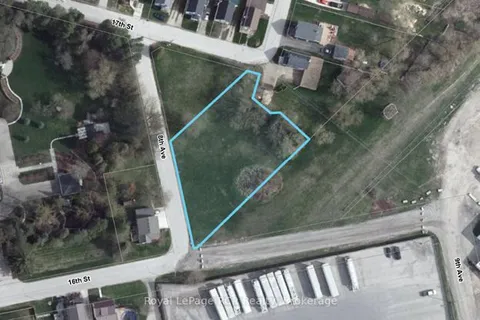 730 8th Avenue, ON N4N 2A7