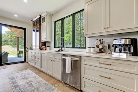 2521 Highway # 3 Highway, ON N3Y 4J9