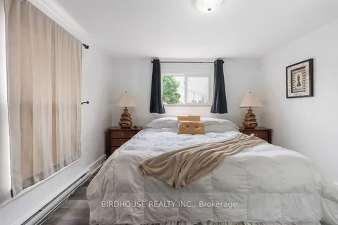 136 East Street, ON K0M 1A0