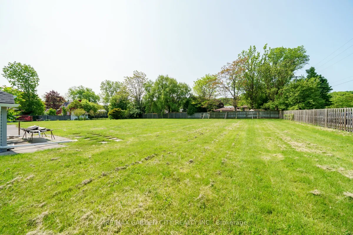 122 MAIN Street, ON L3M 1N8