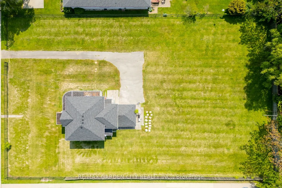 122 MAIN Street, ON L3M 1N8