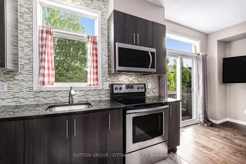 100 Camden Private, ON K2J 6H9