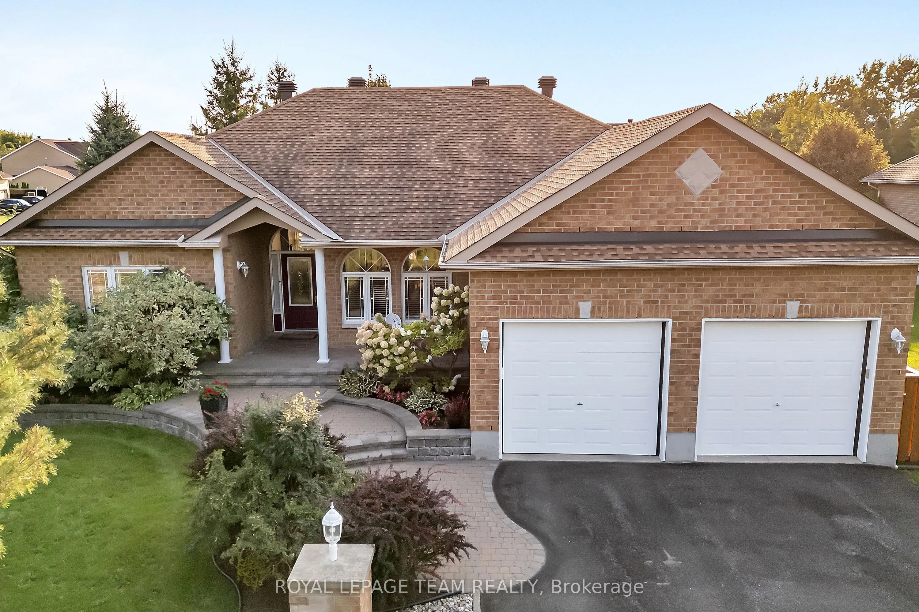 1426 Spartan Grove Street, ON K4P 1R6