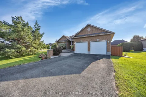 1426 Spartan Grove Street, ON K4P 1R6