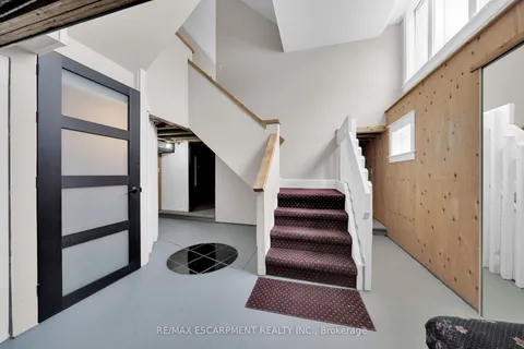 550 Beach Boulevard, ON L8H 6X3