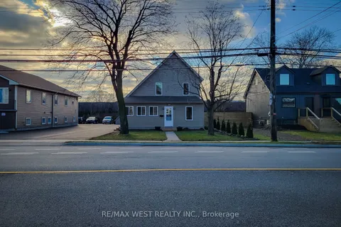 184 Beach Boulevard, ON L8H 6V9