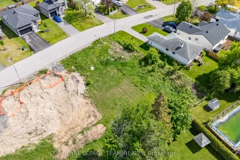 105 Alma Street, ON K0G 1J0