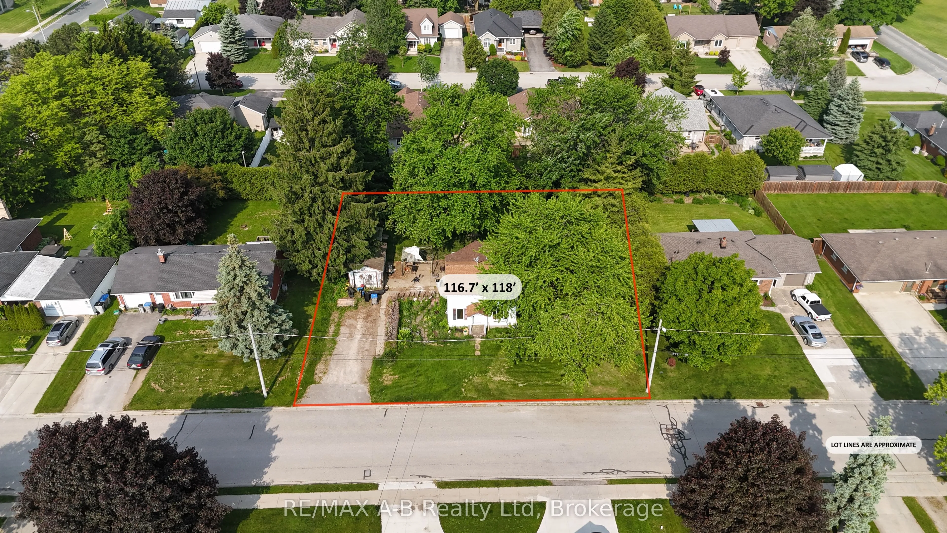 86 Salina Street, ON N4X 1C8