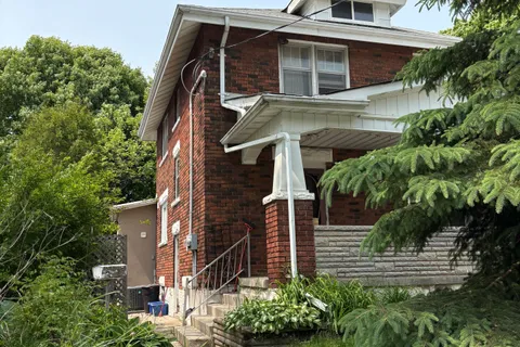 320 Guelph Street, ON N2H 5X3