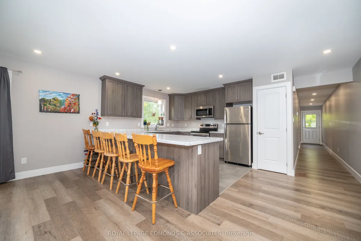 464 Dominion Street, ON K8A 4W8