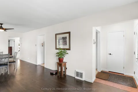 21 Linwood Avenue, ON L3K 5J4