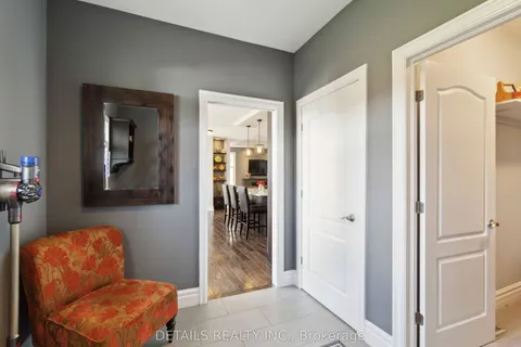 176 Malcolms Way, ON K7A 4S7