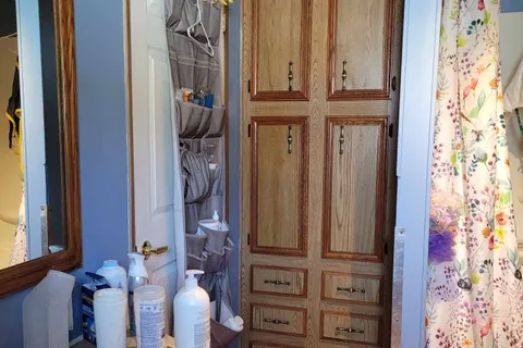 9839 Lakeshore Road, ON N0M 1T0