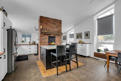 3631 Concession 2 Concession, ON K0A 3K0