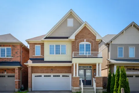 7782 Hackberry Trail, ON L2H 3R5