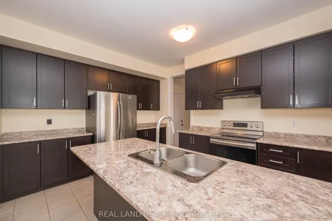 7782 Hackberry Trail, ON L2H 3R5