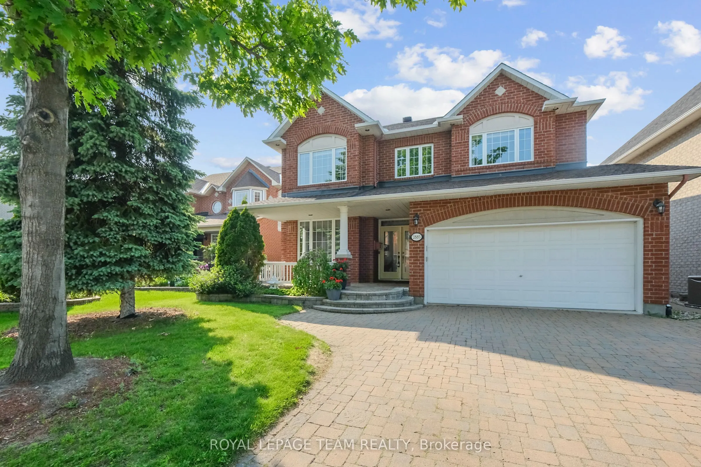 2885 Brigham Way, ON K1T 3Y8