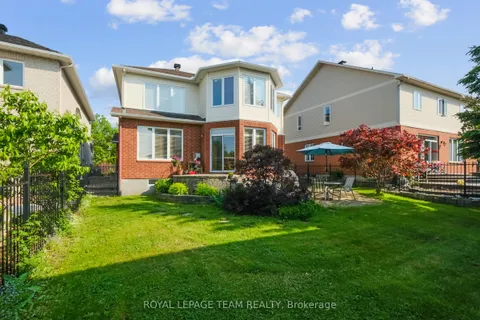 2885 Brigham Way, ON K1T 3Y8