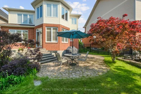2885 Brigham Way, ON K1T 3Y8