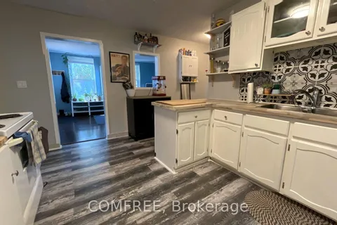 463 Division Street, ON K9A 3S1