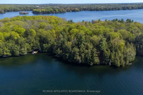 3 Sand Island N/A, ON K0G 1V0