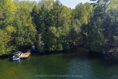 3 Sand Island N/A, ON K0G 1V0