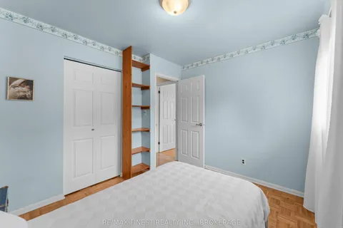 95 Calderwood Drive, ON K7M 6L5