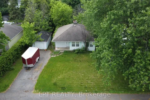 868 Mountainview Avenue, ON K2B 5G2