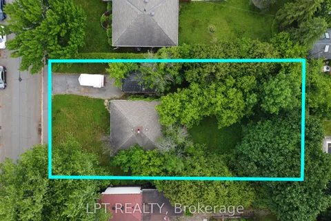 868 Mountainview Avenue, ON K2B 5G2