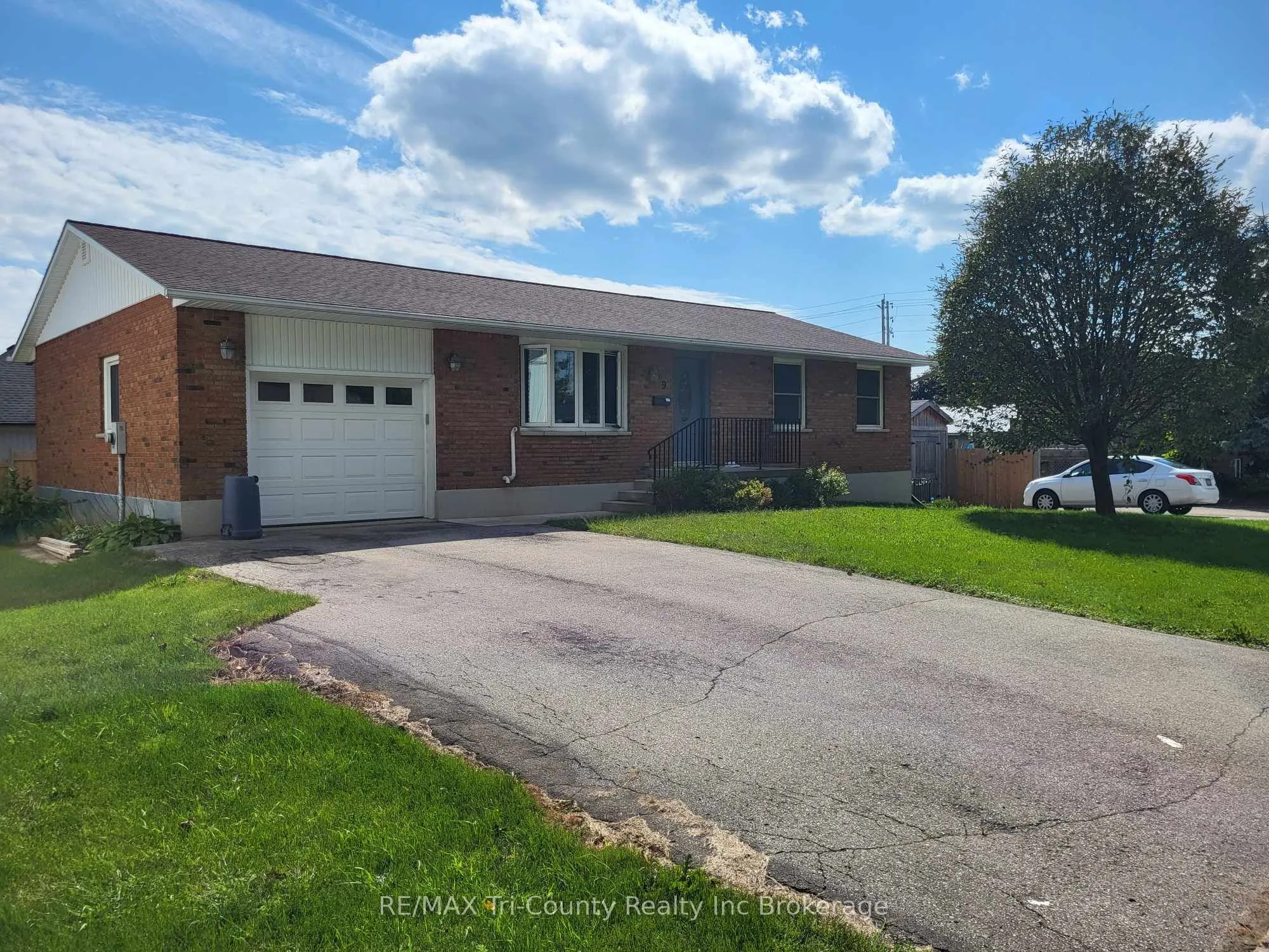 9 Nelson Street, Tillsonburg, ON N4G 4T5