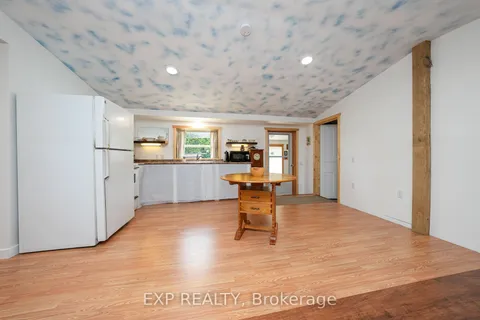 32207 Sylvan Road, North Middlesex, ON N0M 2K0