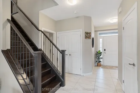 402 TANSBURY Street, ON N6G 0R6