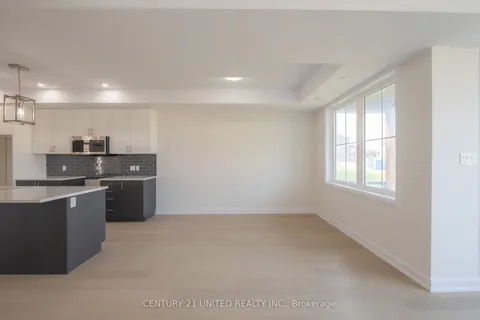 309 Mullighan Gardens, Peterborough North, ON K9K 0G3
