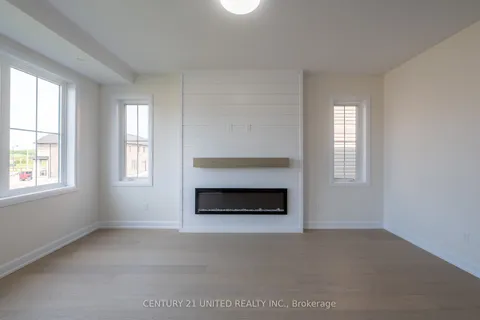309 Mullighan Gardens, Peterborough North, ON K9K 0G3