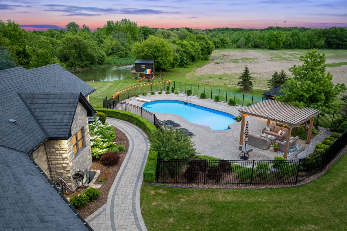 5368 Twenty Mile Road, West Lincoln, ON L0R 1Y0