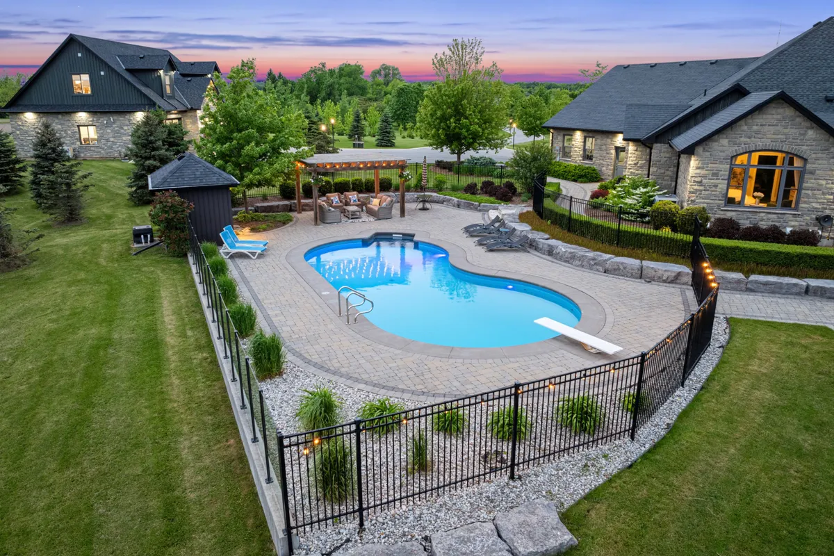 5368 Twenty Mile Road, West Lincoln, ON L0R 1Y0