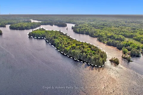 53 Birdwood Lane, ON P2A 2W7