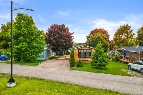 48 Maplewood Boulevard, ON N0G 2T0