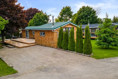48 Maplewood Boulevard, ON N0G 2T0